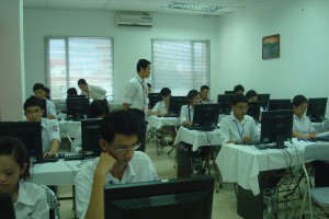hình ảnh lớp học kế toán tại quảng ninh